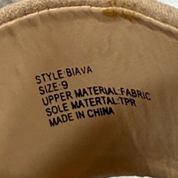 Lulus Biava Natural Suede Wedge Sandals womens size 9 nude - Picture 8 of 8